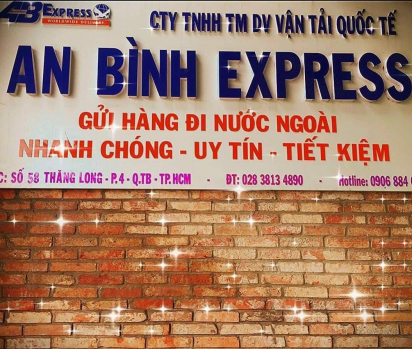 Dịch vụ gửi hàng hoá bằng đường hàng không